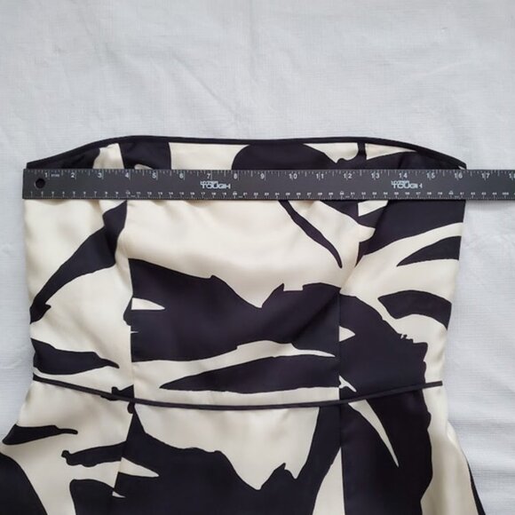 Ann Taylor Silk Strapless Fit & Flare Knee-Length Abstract Print Dress Size 6 - Picture 6 of 11